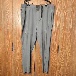 NWT Under Armour Mens Fitted Jogger Pants Gray XXL 1352028 MSRP 90 Zipper Pocket